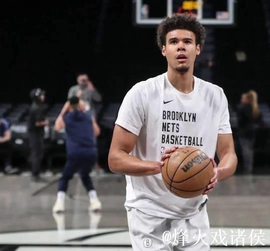 卡梅伦-约翰逊快攻上篮得手，掘金半场末段打出13-2高潮